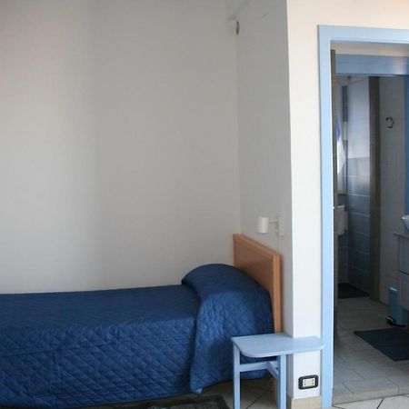 B&B Le Tre Palme 安科纳 外观 照片